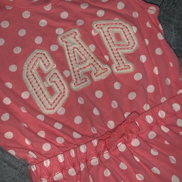 GAP Polkadot Infant One Piece - Picture 2 of 6